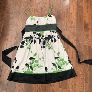 Fit and flare dress size 9 cotton